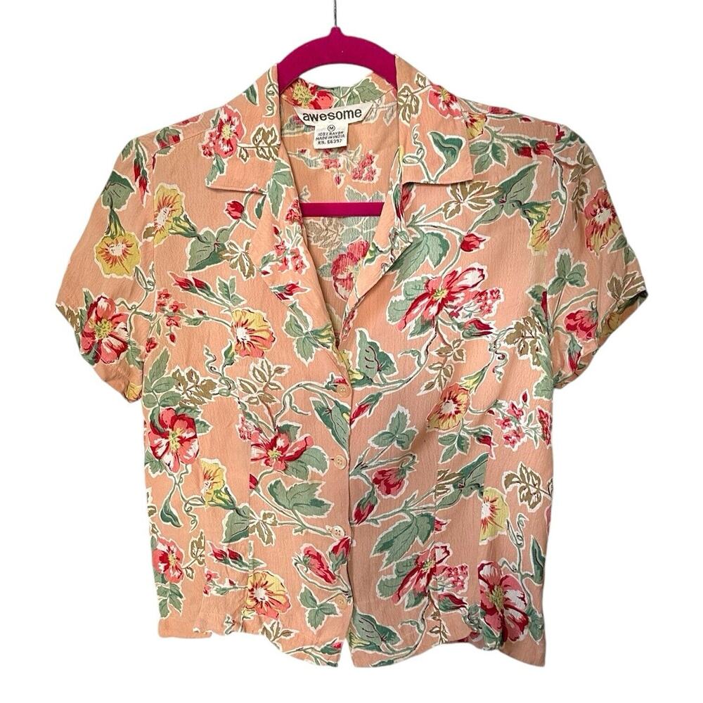 Vintage Crop Floral Button up Blouse Crinkle Rayon Medium Peach 90s